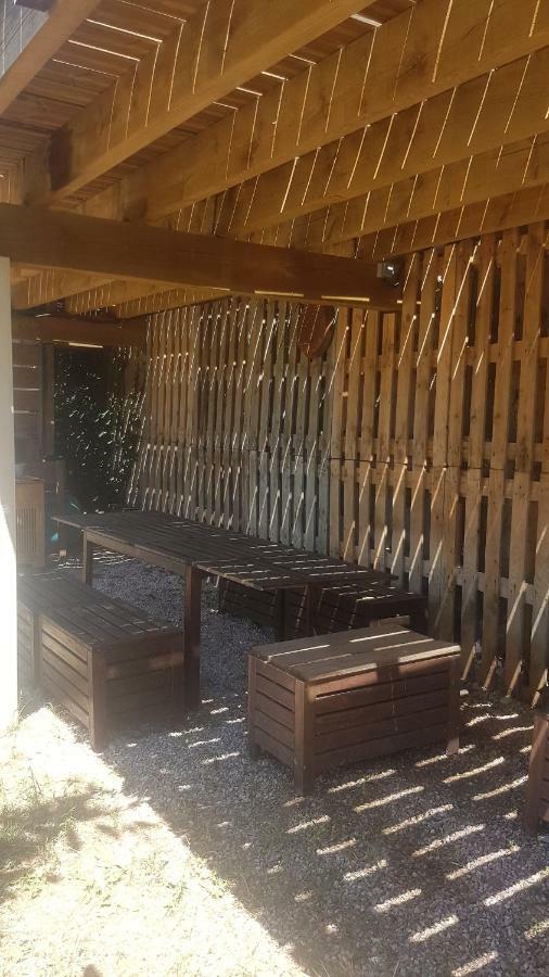 Gite De Mougeres Caux Экстерьер фото